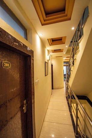 Imagen de los interiores del Hotel Shiv Sharnam. Foto 9