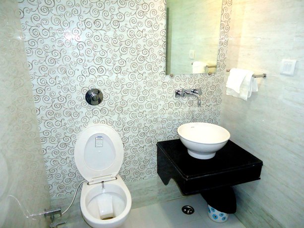 Imagen de la habitación del Hotel Shiv Villa. Foto 2