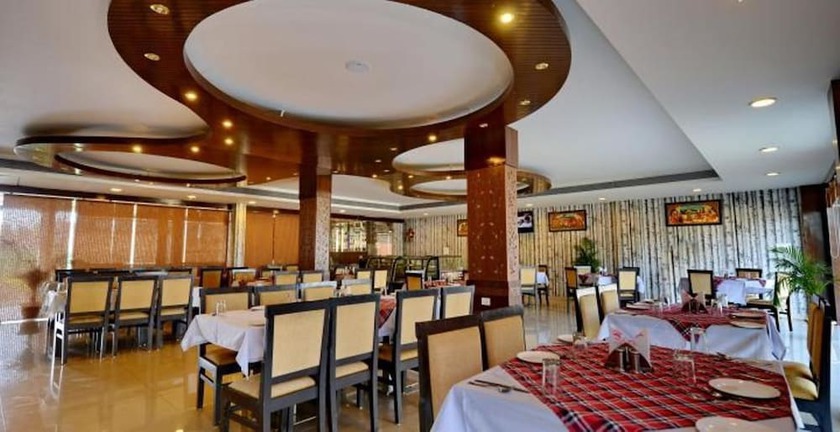 Imagen del bar/restaurante del Hotel Shiv Villas. Foto 5