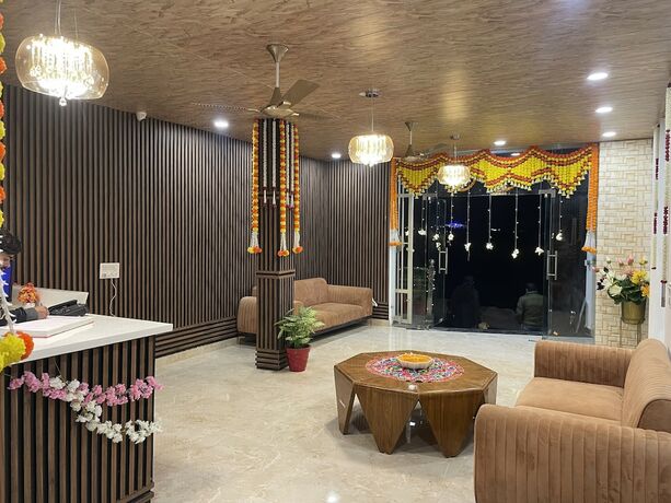 Imagen general del Hotel Shiva Lake Mussorrie. Foto 1