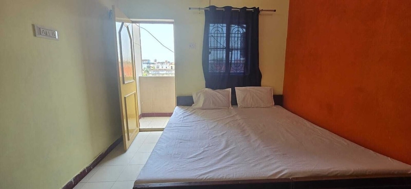 Imagen de la habitación del Hotel Shiva River Guest House. Foto 4