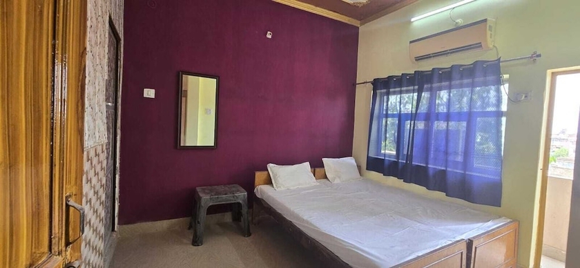 Imagen de la habitación del Hotel Shiva River Guest House. Foto 5