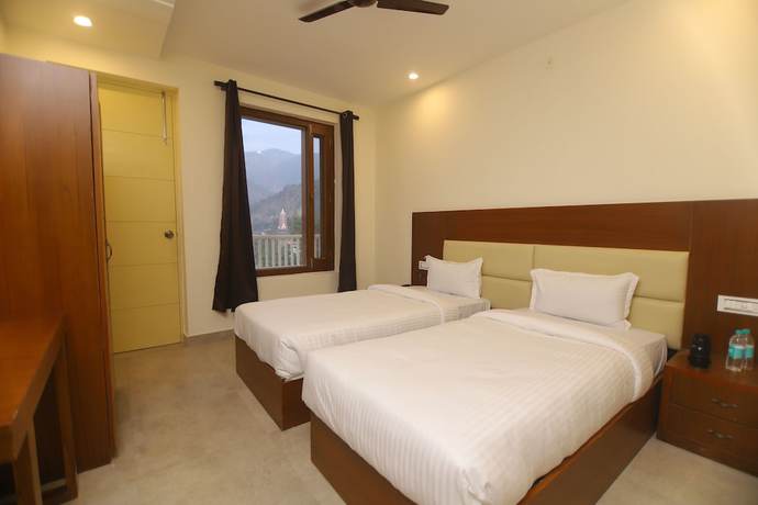 Imagen de la habitación del Hotel Shiva Yog Sthal. Foto 2