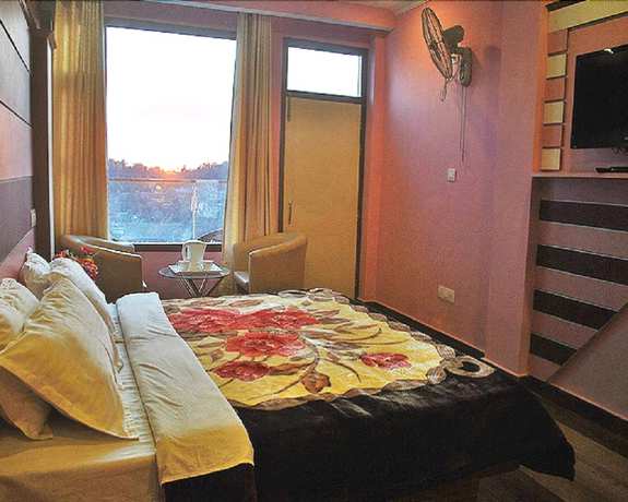 Imagen de la habitación del Hotel Shivalik Dharamshala. Foto 7