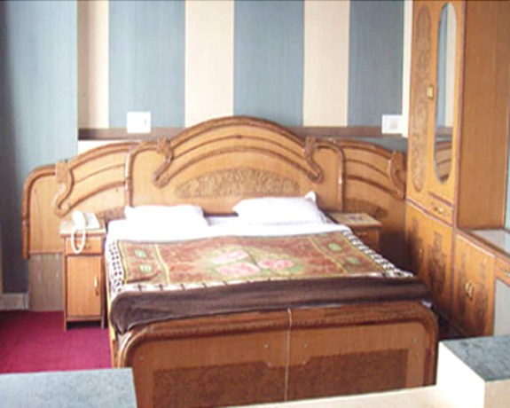 Imagen de la habitación del Hotel Shivalik Dharamshala. Foto 13
