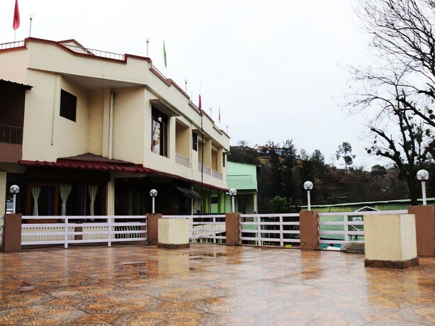 Imagen general del Hotel Shivalik River Retreat. Foto 4
