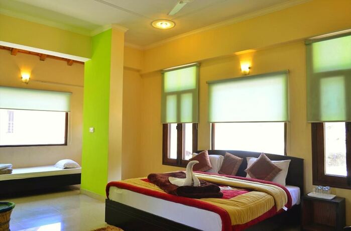 Imagen general del Hotel Shivalik River Retreat. Foto 11