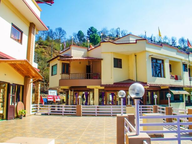 Imagen general del Hotel Shivalik River Retreat. Foto 1