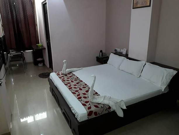 Imagen de la habitación del Hotel Shivam Fort View. Foto 4