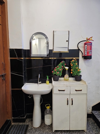 Imagen de los interiores del Hotel Shivam Guest House. Foto 15