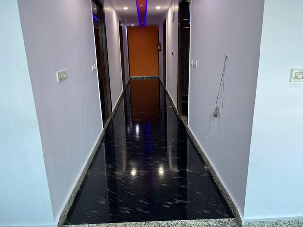 Imagen de los interiores del Hotel Shivam Inn Agra. Foto 10