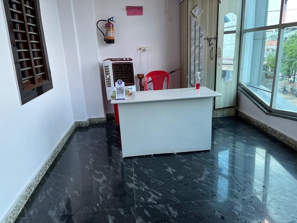 Imagen de los interiores del Hotel Shivam Inn Agra. Foto 11