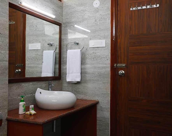 Imagen de la habitación del Hotel Shivani Foods And Resort. Foto 15