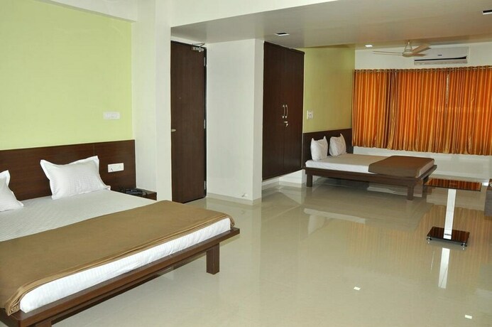 Imagen de los interiores del Hotel Shiva's Inn. Foto 35