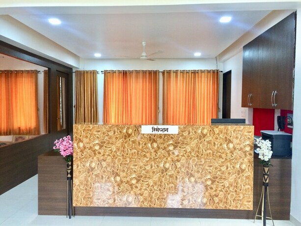 Imagen de los interiores del Hotel Shiva's Inn. Foto 38