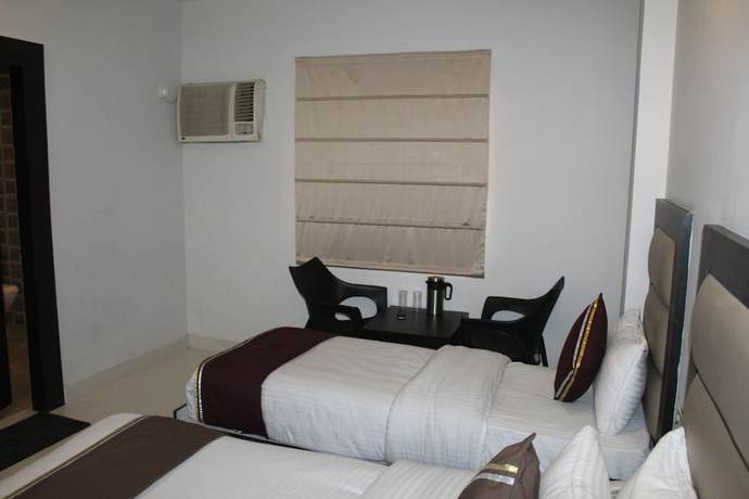 Imagen de la habitación del Hotel Shivaye. Foto 7