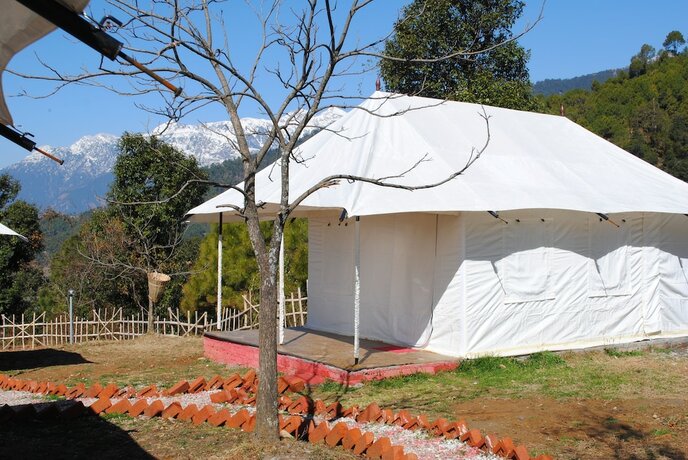 Imagen de la habitación del Hotel Shivirama. Foto 18