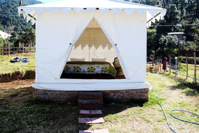 Imagen de la habitación del Hotel Shivirama. Foto 20