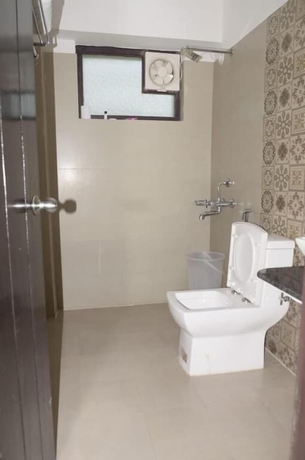 Imagen de la habitación del Hotel Shivlinga Tourist Complex. Foto 6