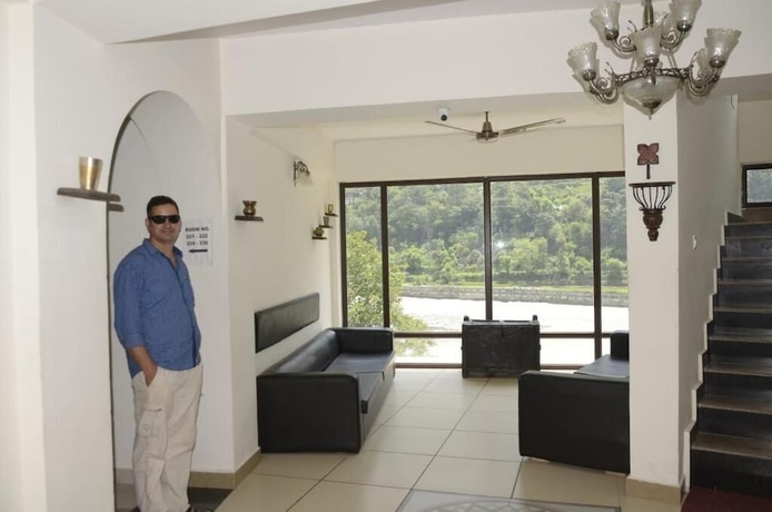 Imagen de los interiores del Hotel Shivlinga Tourist Complex. Foto 9