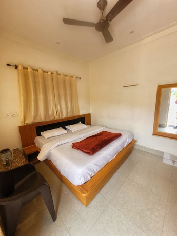Imagen de la habitación del Hotel Shivlok. Foto 8