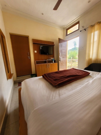Imagen de la habitación del Hotel Shivlok. Foto 10