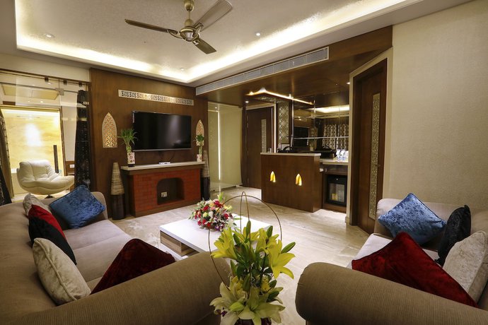 Imagen de los interiores del Hotel Shivoy. Foto 20