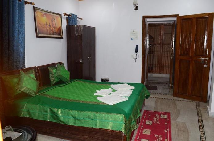 Imagen de la habitación del Hotel Shivratri Guest House. Foto 6