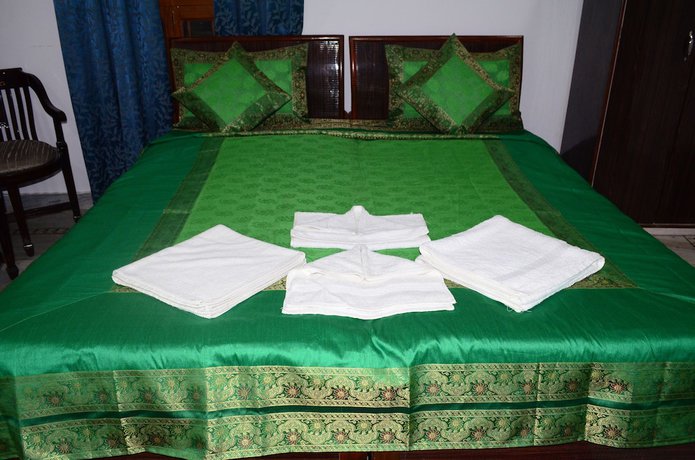 Imagen de la habitación del Hotel Shivratri Guest House. Foto 11