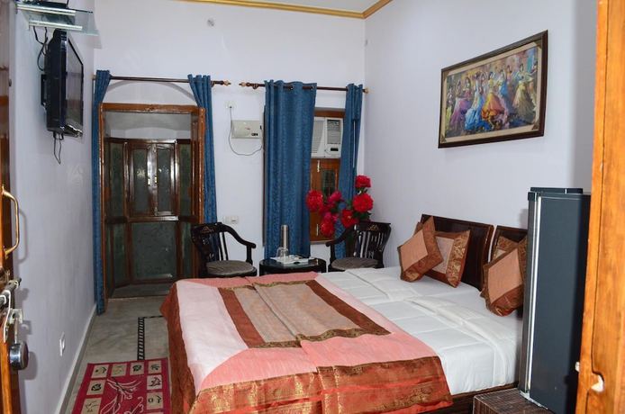 Imagen de la habitación del Hotel Shivratri Guest House. Foto 16