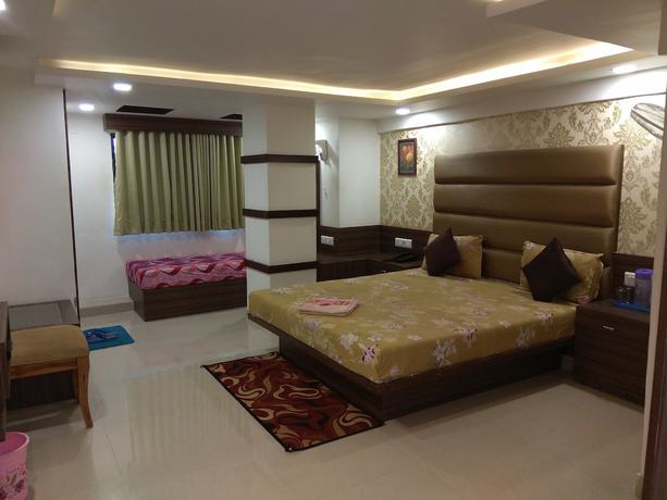 Imagen de la habitación del Hotel Shobhna Palace by Sky Stays. Foto 3