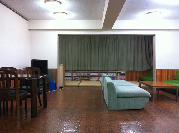 Imagen del bar/restaurante del Hotel Shodoshima Olive Youth Hostel. Foto 7