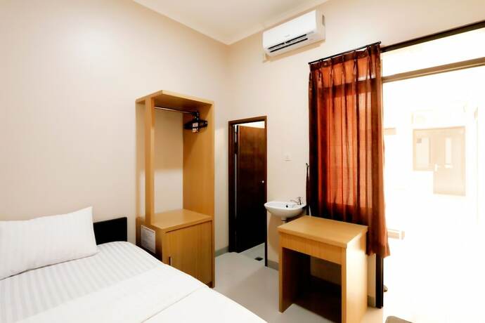 Imagen general del Hotel Shofy Guest House Syariah 33 Subang. Foto 10