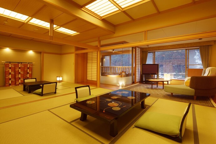 Imagen de la habitación del Hotel Shogawa Onsen Furyu Midou Zashiki YUMETSUZURI. Foto 11