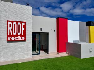 Imagen de los exteriores del Hotel Sholeo Lodges La Cicer Flats. Foto 3