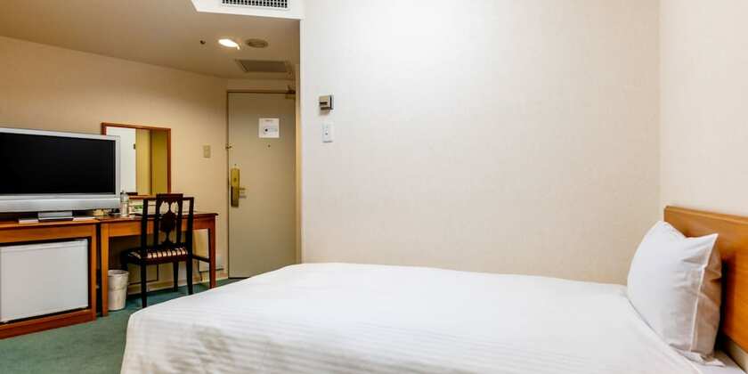 Imagen de la habitación del Hotel Shonan Kamakura Crystal. Foto 11