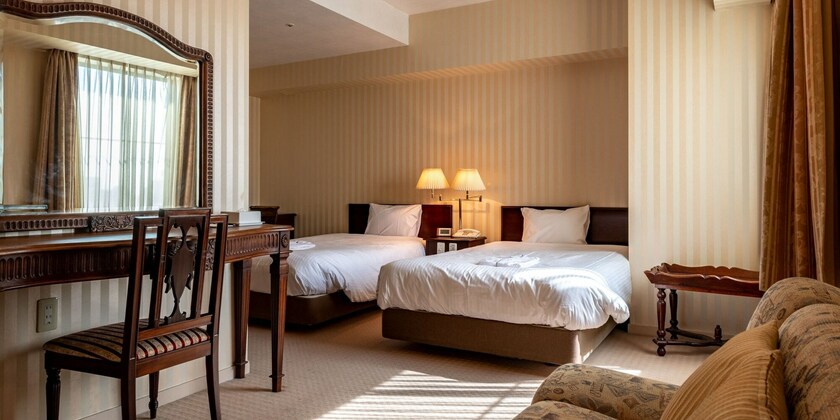 Imagen de la habitación del Hotel Shonan Kamakura Crystal. Foto 12