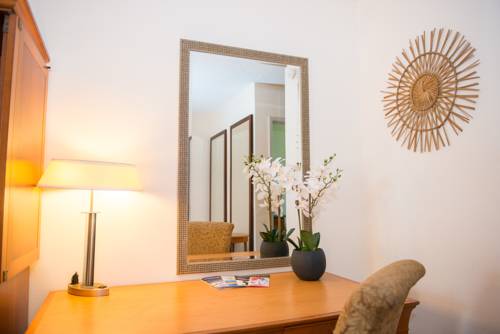 Imagen de la habitación del Hotel Shore Haven Resort Inn. Foto 9
