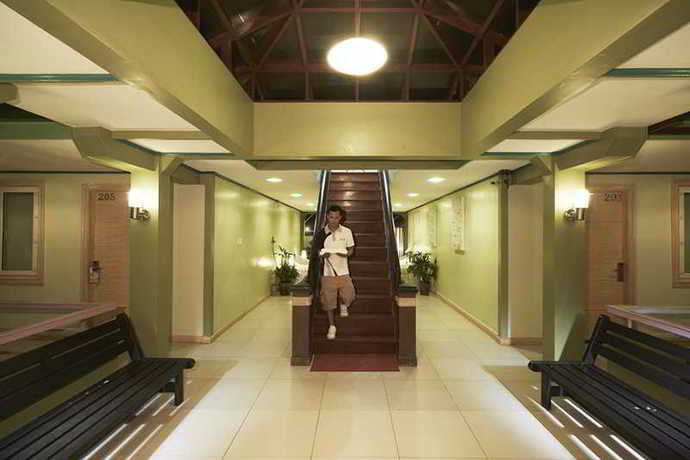 Imagen de los interiores del Hotel Shore Time Boracay. Foto 11