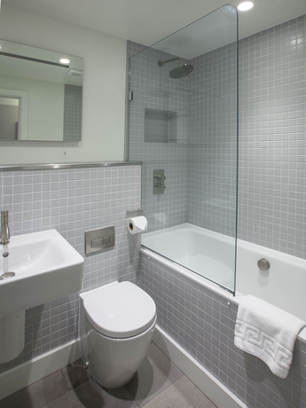 Imagen de la habitación del Hotel Shoreditch One. Foto 7