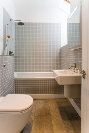 Imagen de la habitación del Hotel Shoreditch One. Foto 13