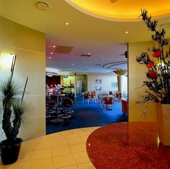 Imagen del bar/restaurante del Hotel Shoreline, Howrah. Foto 3