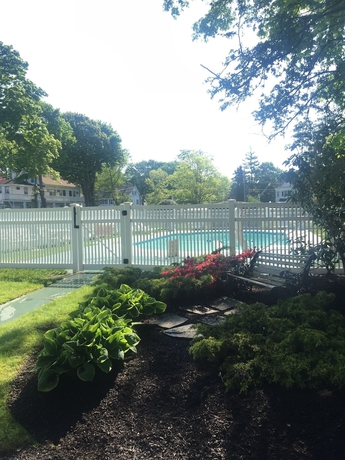 Imagen de la piscina del Hotel Shoreway Acres Inn and Cape Cod Lodging. Foto 15