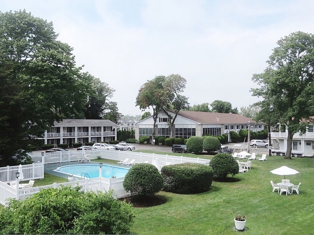 Imagen de la piscina del Hotel Shoreway Acres Inn and Cape Cod Lodging. Foto 16