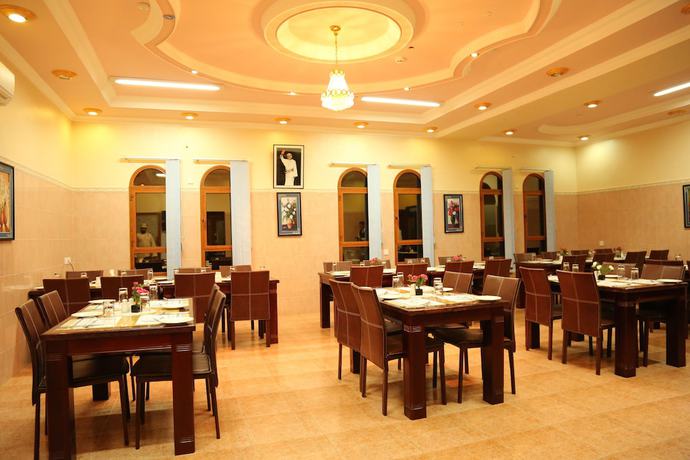 Imagen del bar/restaurante del Hotel Shorfet Al Alamin. Foto 4