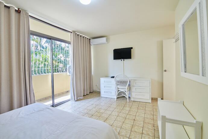 Imagen de la habitación del Hotel Short Term Residences. Foto 18