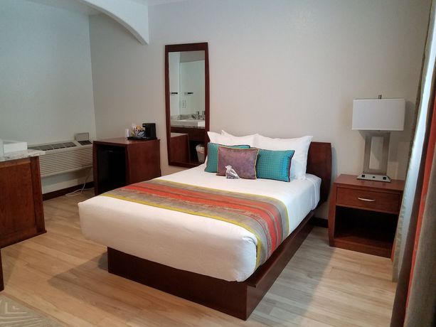 Imagen de la habitación del Hotel Shoshone Inn. Foto 9