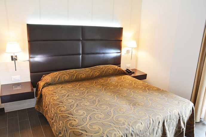 Imagen de la habitación del Hotel Shotel. Foto 4