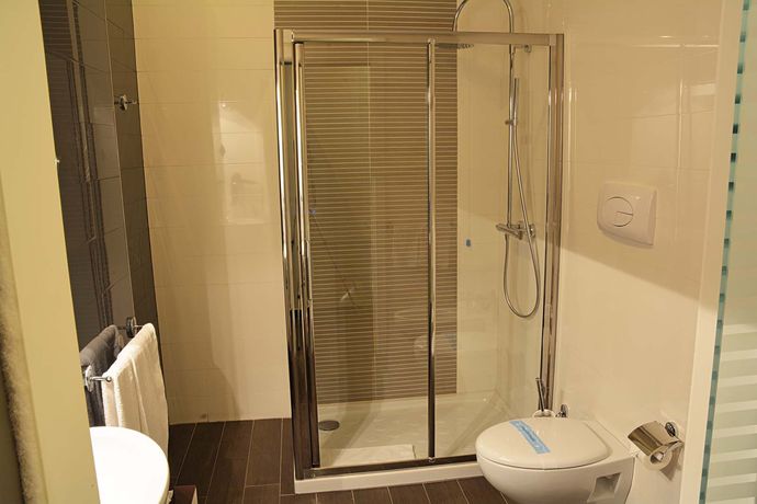 Imagen de la habitación del Hotel Shotel. Foto 5