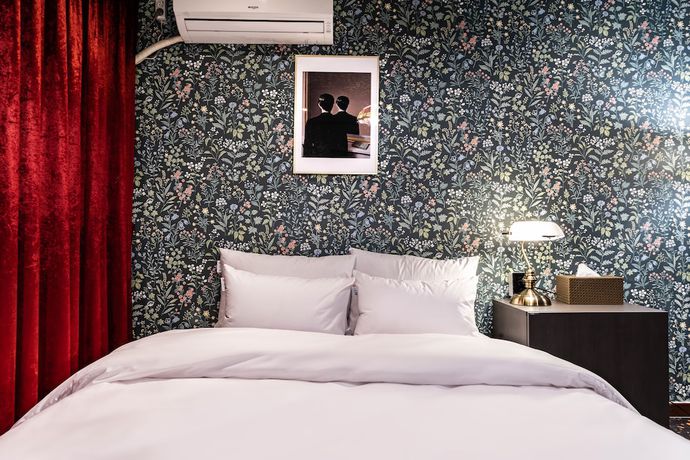 Imagen de la habitación del Hotel Shourin. Foto 3